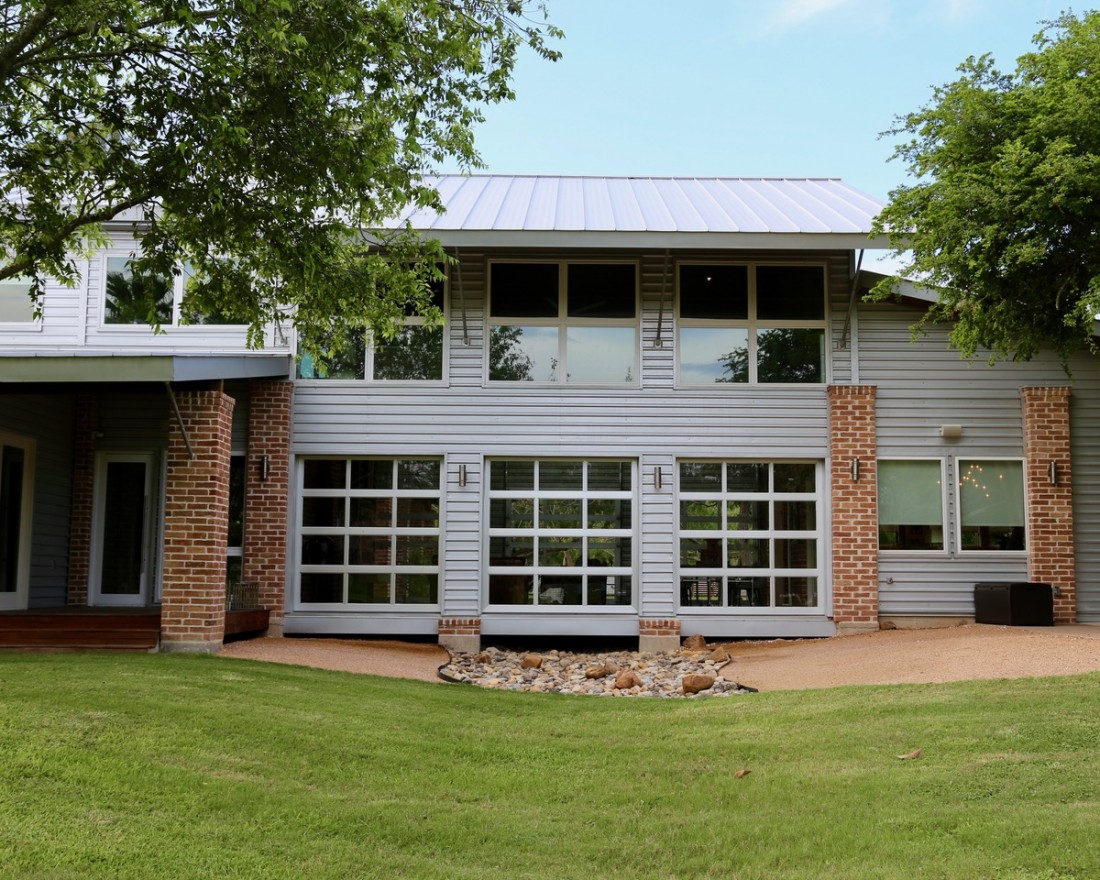 Hackberry Residence landscaping