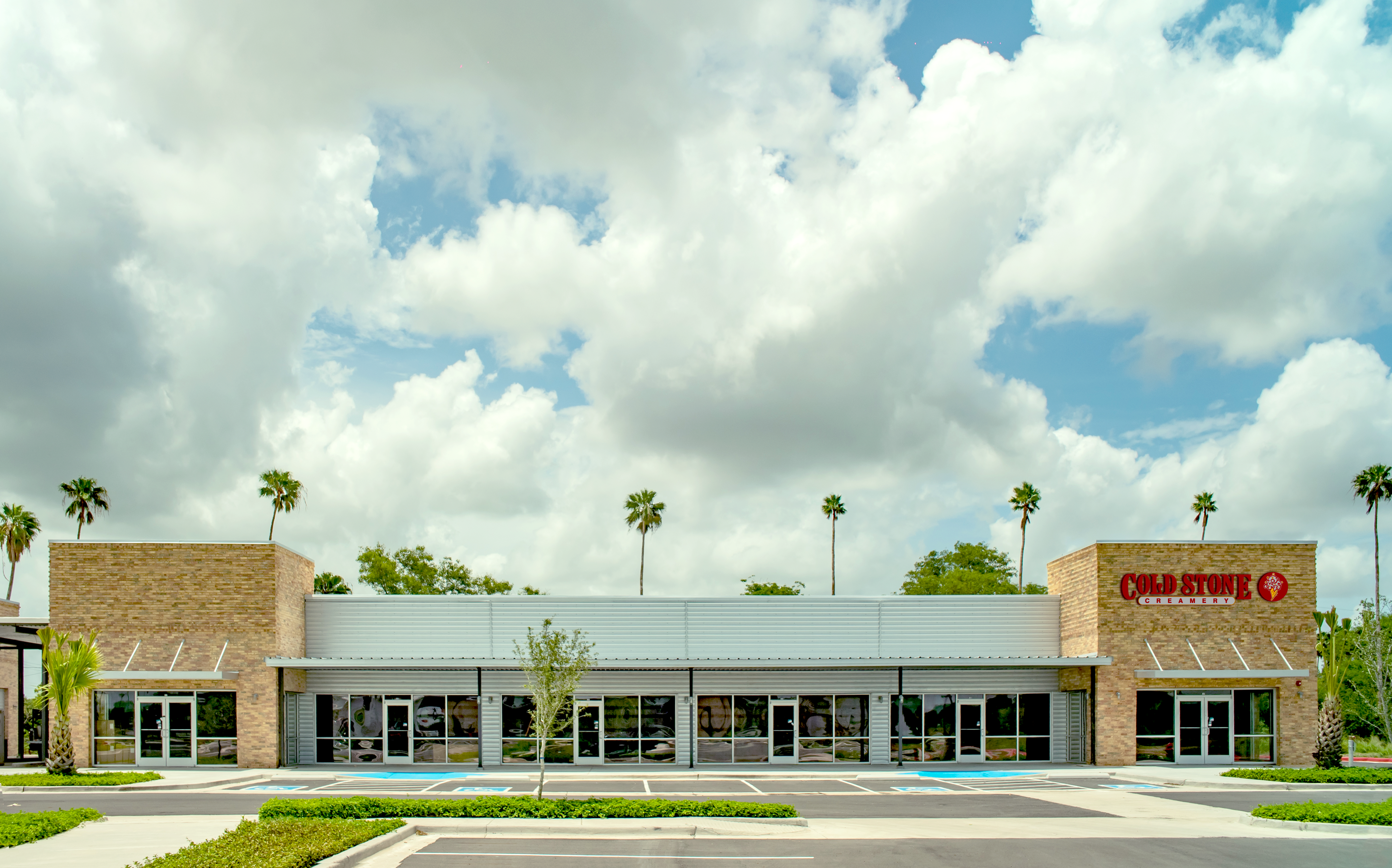 Resaca Village signage