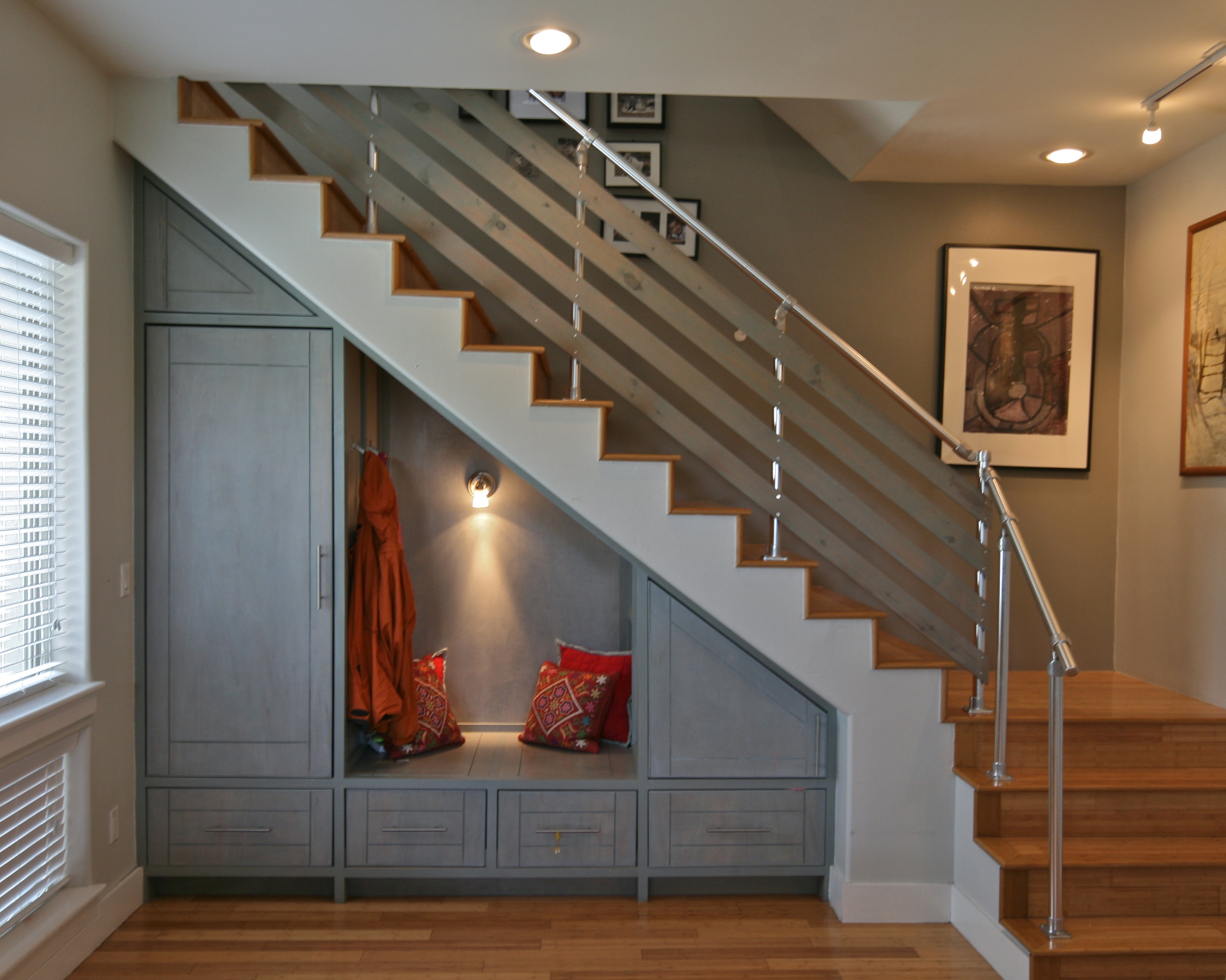 Wildrose Court interior