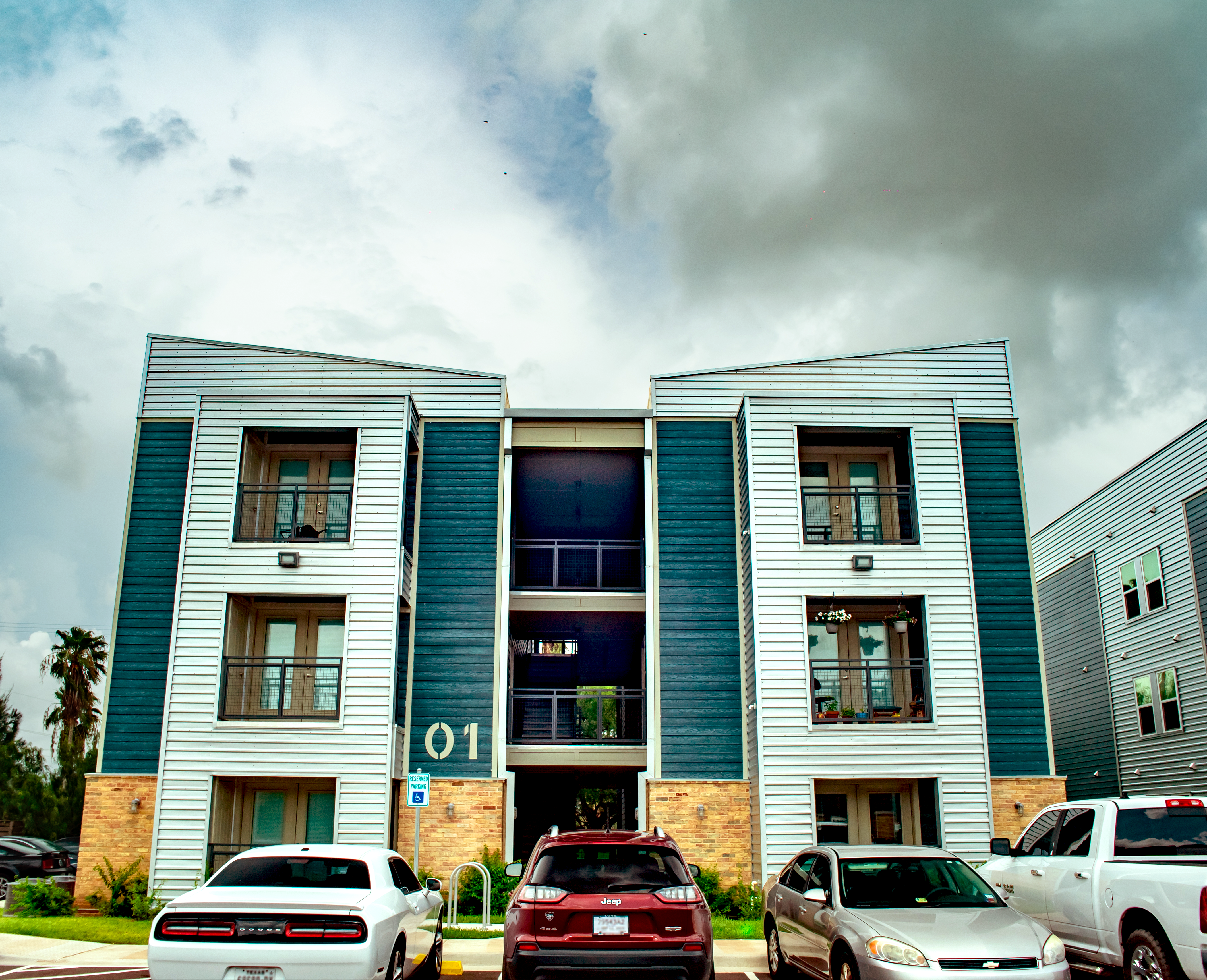 Wildrose Villas building